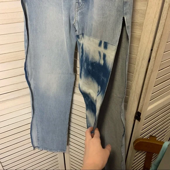 Levi’s Made and Crafted Unique Split Leg Mid Rise Light Wash Bleached Jeans New